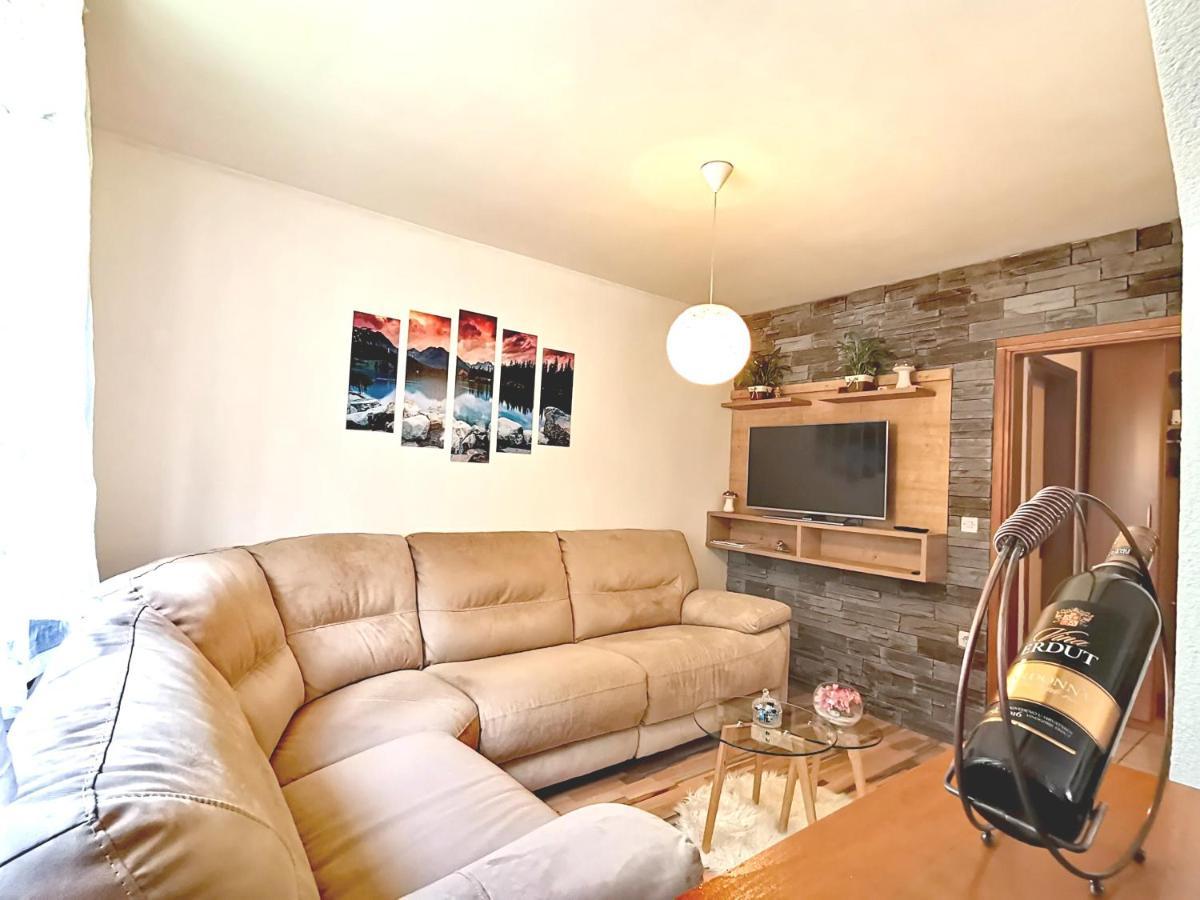 Apartman Sunny Lika Gospić Exterior foto